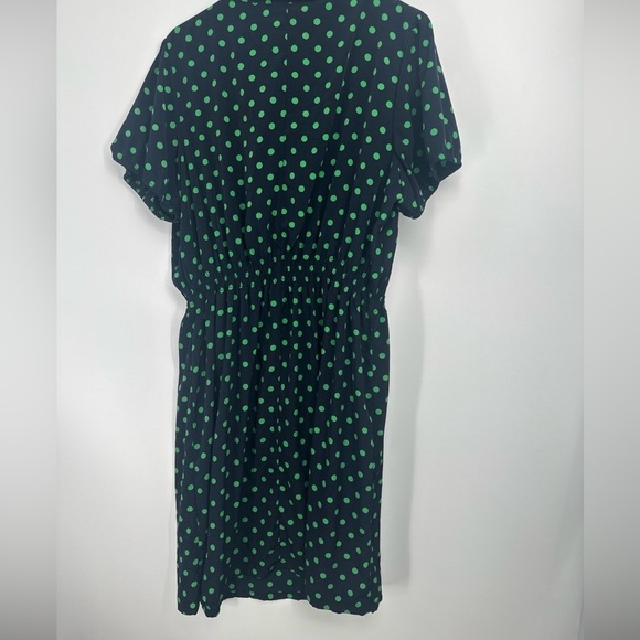 Forever 21 Plus Sz 2X Navy & Green Polkadot Satin Dress New - Picture 5 of 6